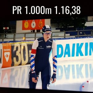 1000m